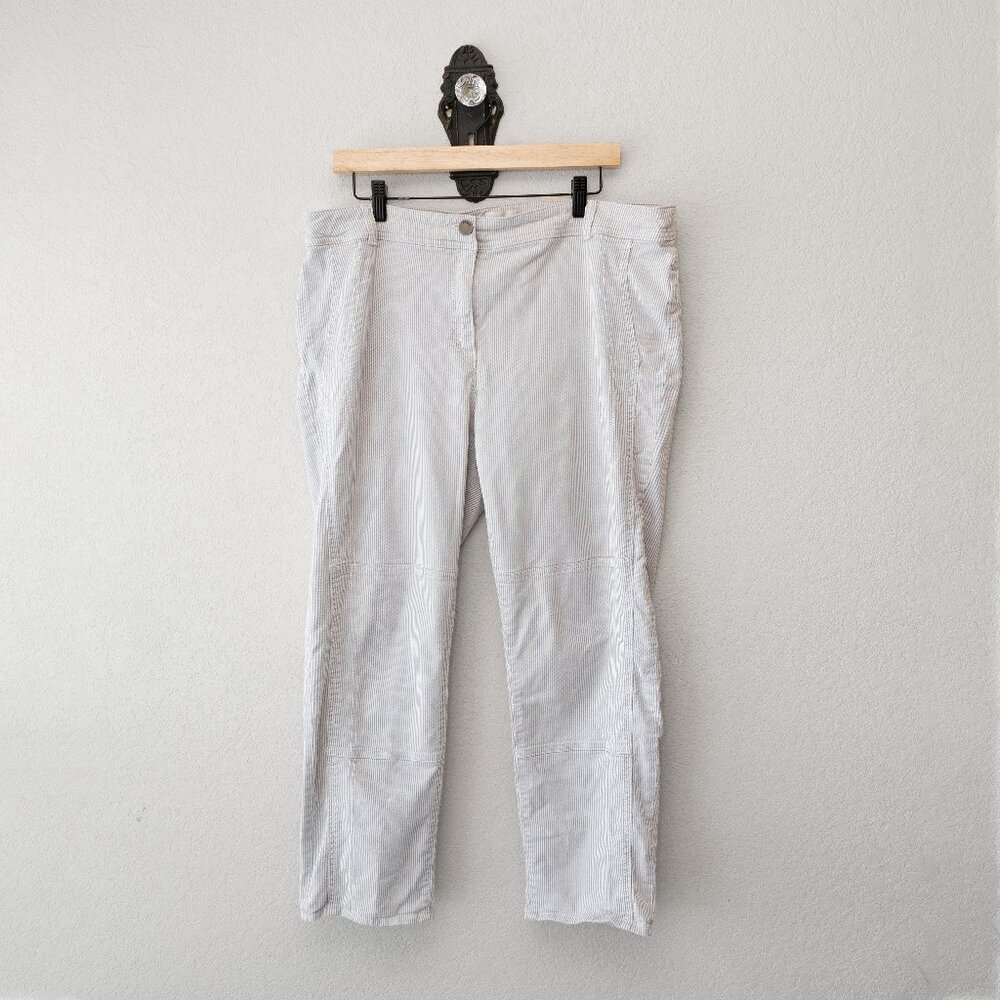 Chico's Size 3 Striped Cropped Jeans Neutral Stretch Ankle Pants Cotton Lyocell